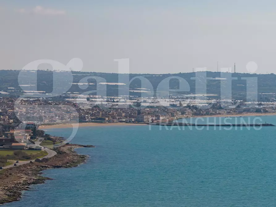 Immagine 46 di Casa bifamiliare in vendita  in Viale della Giustizia, 5 a Scicli