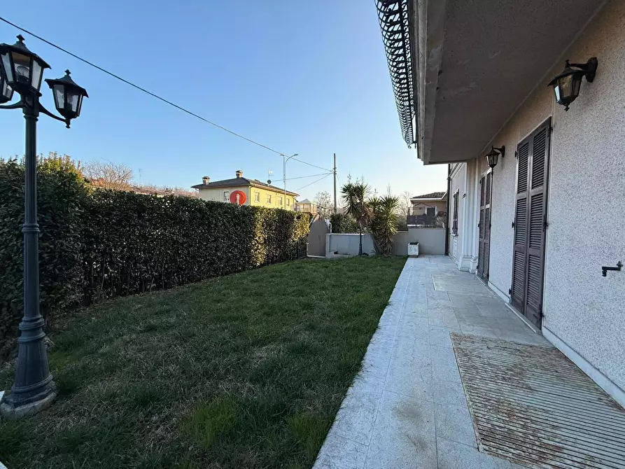 Immagine 4 di Appartamento in vendita  in Via Marchiani, 8 a Passirano