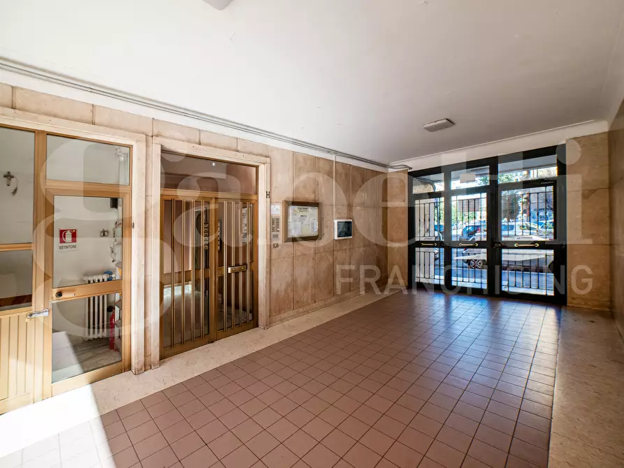 Immagine 5 di Appartamento in vendita  in Via Giovanni Pittaluga, 28 a Roma