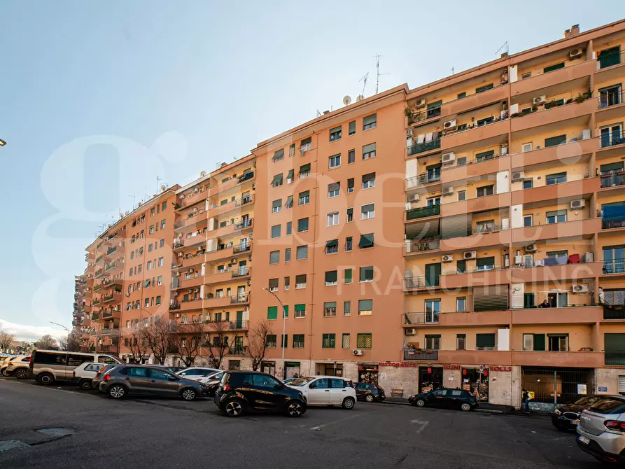 Immagine 1 di Appartamento in vendita  in Via Giovanni Pittaluga, 28 a Roma