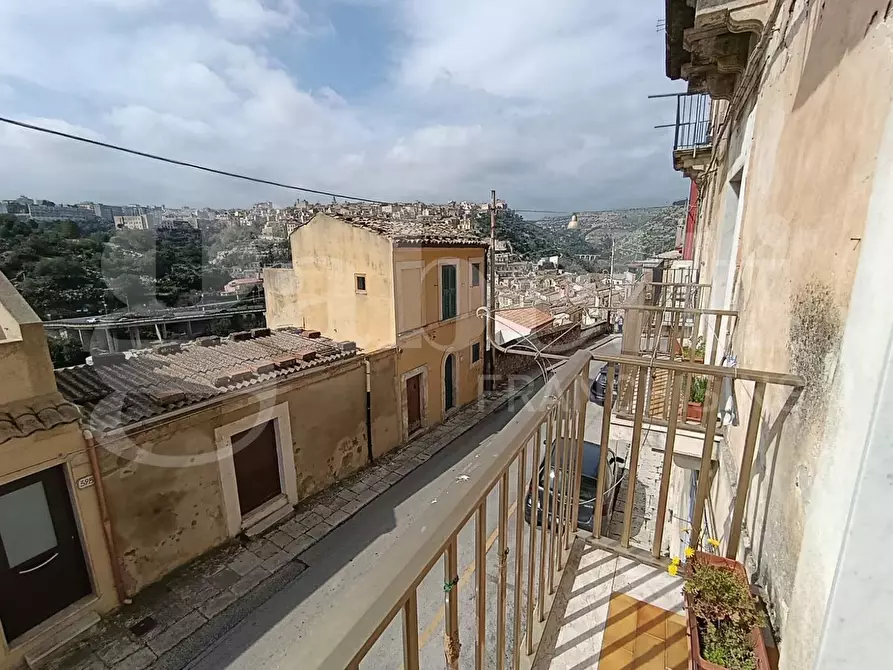 Immagine 17 di Casa indipendente in vendita  in Via DOTTOR SOLARINO, 2-6 a Ragusa