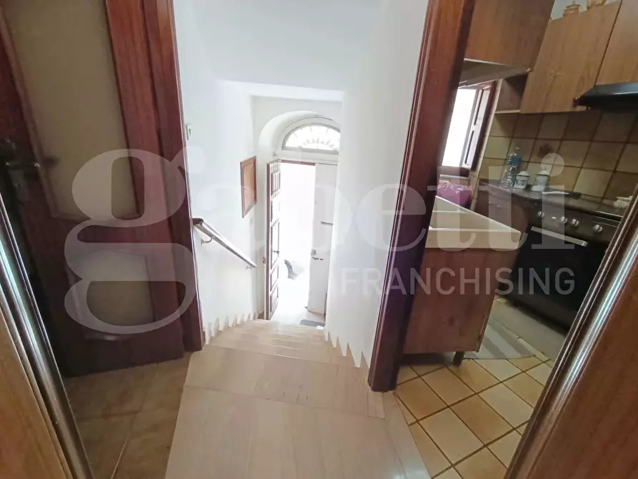 Immagine 2 di Casa indipendente in vendita  in Via DOTTOR SOLARINO, 2-6 a Ragusa