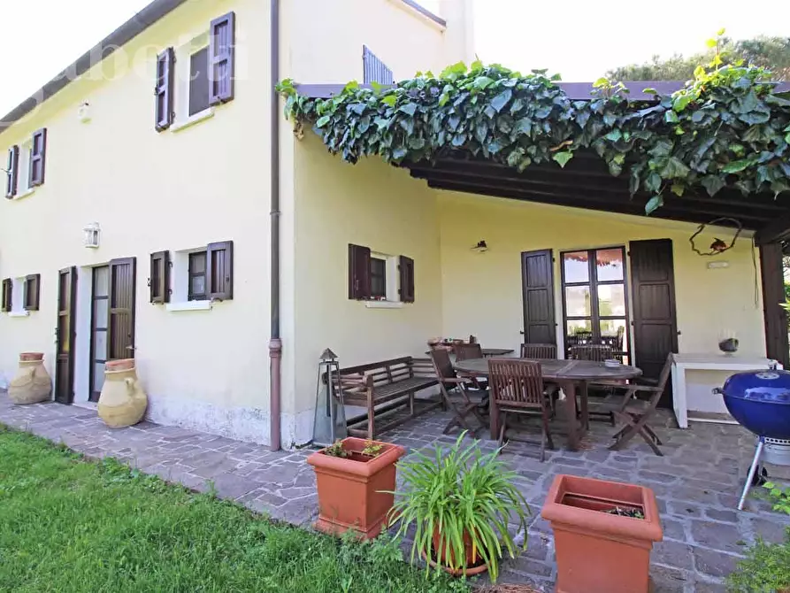 Immagine 9 di Villa in vendita  in Strada SAN SILVESTRO, 37 a Senigallia