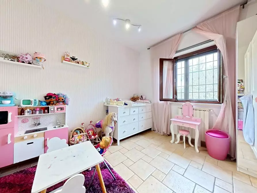 Immagine 9 di Casa quadrifamiliare in vendita  in Via scartazzini, 49 a Roma