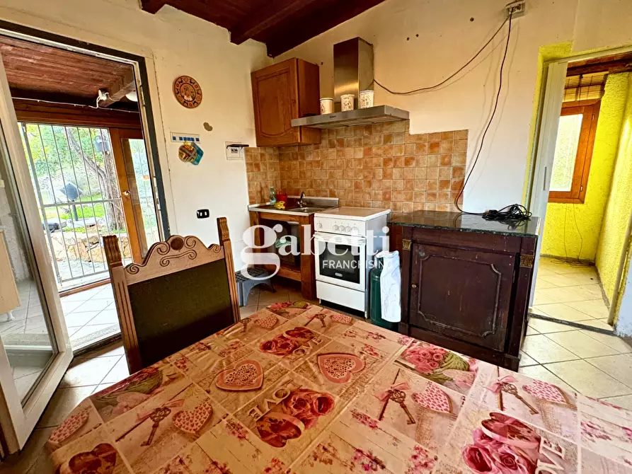 Immagine 13 di Magazzino in vendita  in LocalitÃ  Sas Enas, 2 a Padru