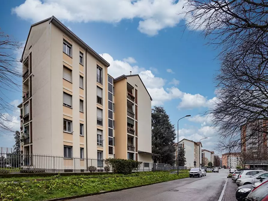 Immagine 34 di Appartamento in vendita  in Via DEMONTE, 4 a Milano