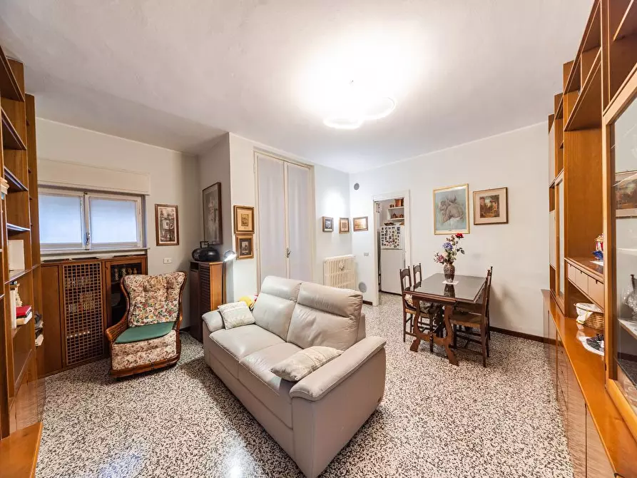 Immagine 3 di Appartamento in vendita  in Via DEMONTE, 4 a Milano