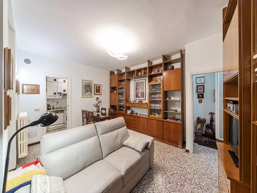 Immagine 2 di Appartamento in vendita  in Via DEMONTE, 4 a Milano