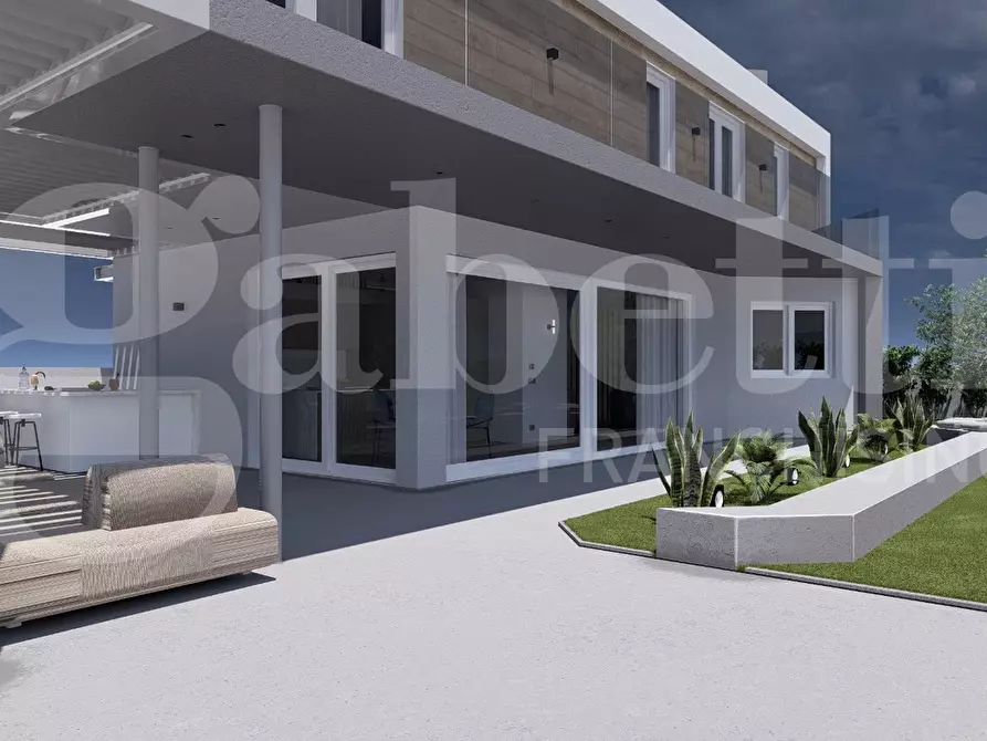 Immagine 30 di Casa indipendente in vendita  in Via Levanzo, 2 a Ragusa