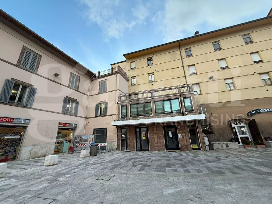 Immagine 4 di Appartamento in vendita  in Piazza MAZZINI, 55 a Bastia Umbra