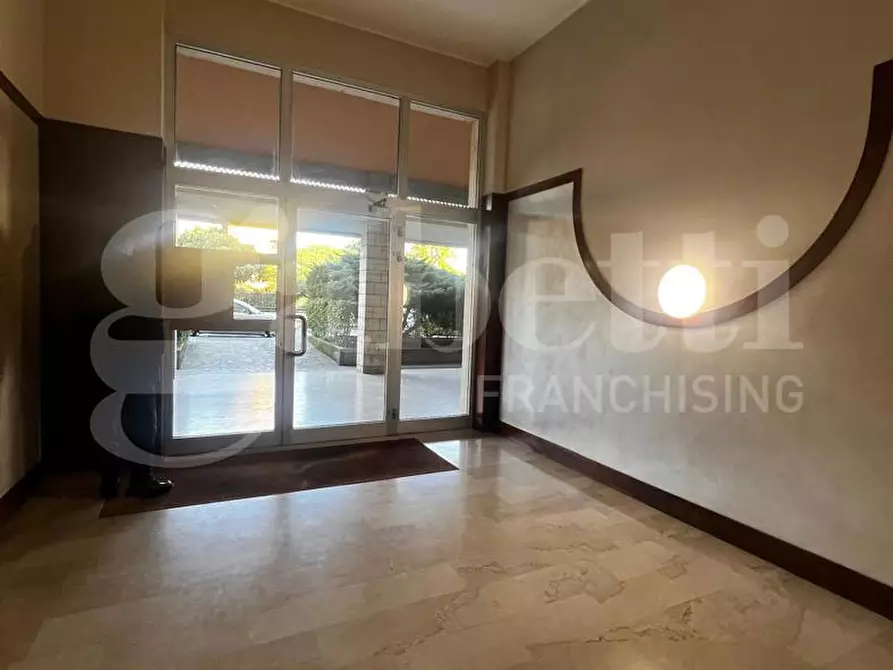 Immagine 9 di Ufficio in vendita  in Via Francesco Baracca a Brescia