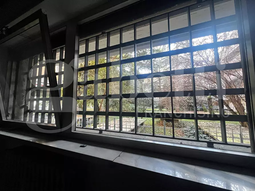 Immagine 4 di Ufficio in vendita  in Via Francesco Baracca a Brescia