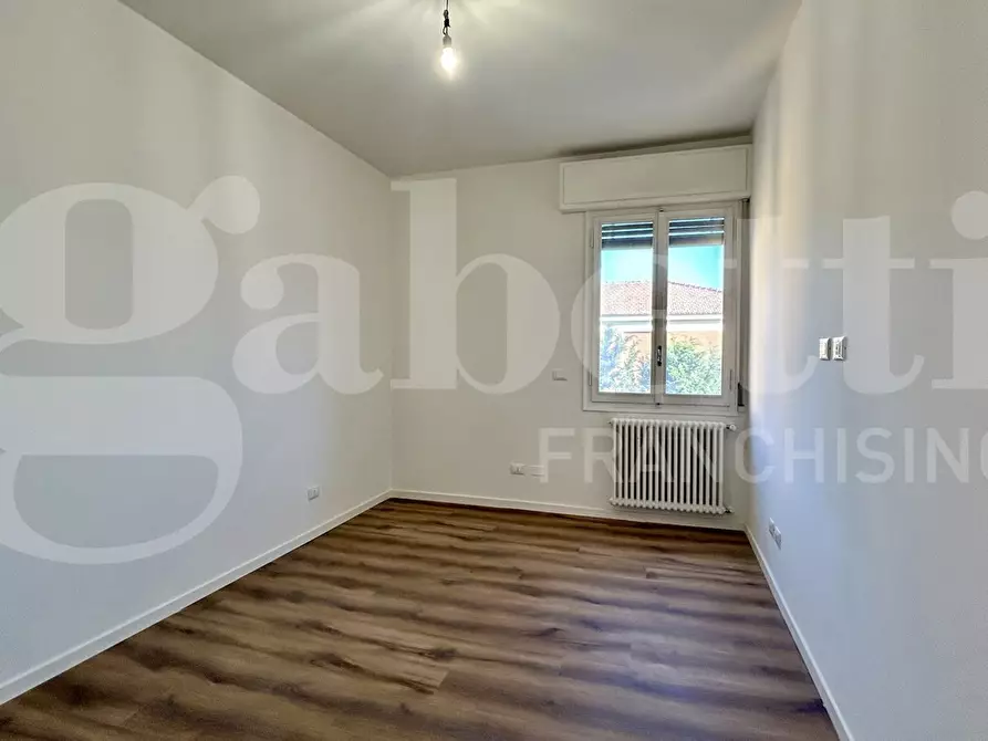 Immagine 10 di Appartamento in vendita  in Via DELLA REPUBBLICA a San Lazzaro Di Savena