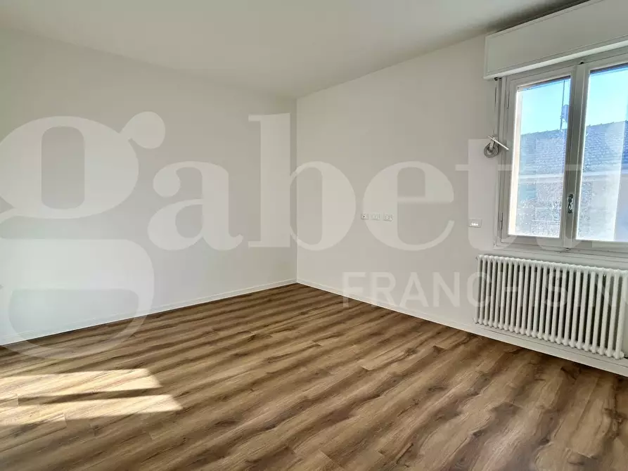Immagine 3 di Appartamento in vendita  in Via DELLA REPUBBLICA a San Lazzaro Di Savena