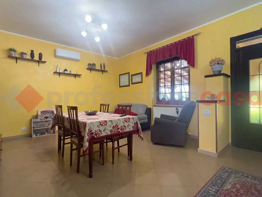 Immagine 2 di Casa bifamiliare in vendita  in Strada VICINALE VALLE D'UOVO, 7 a Fumone