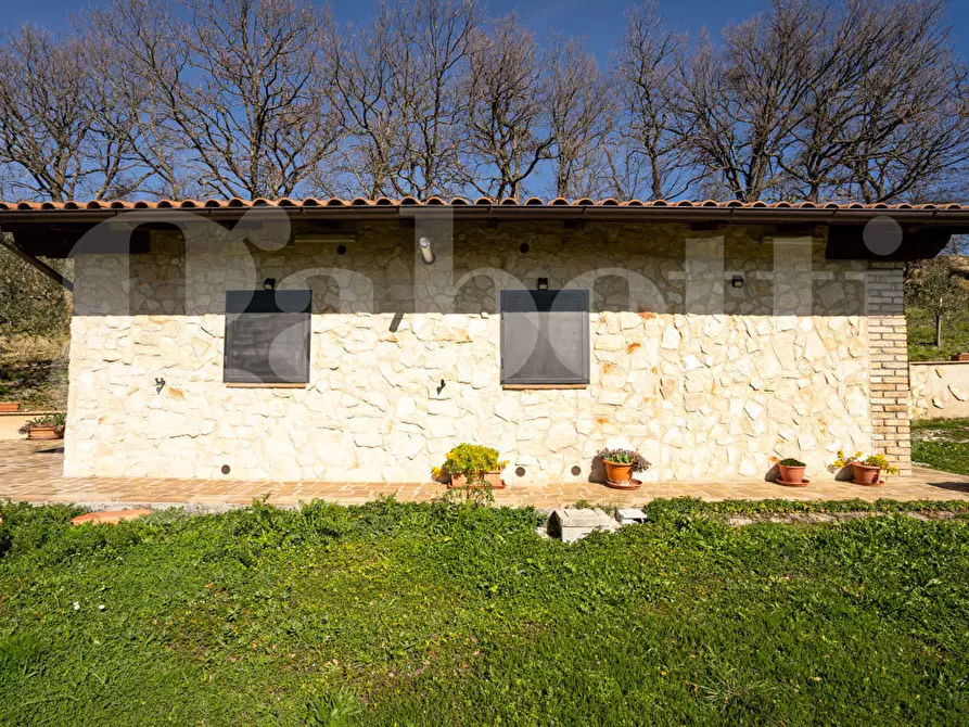 Immagine 23 di Rustico / casale in vendita  in Via DON GIULIO BARBANI, 1 a Assisi