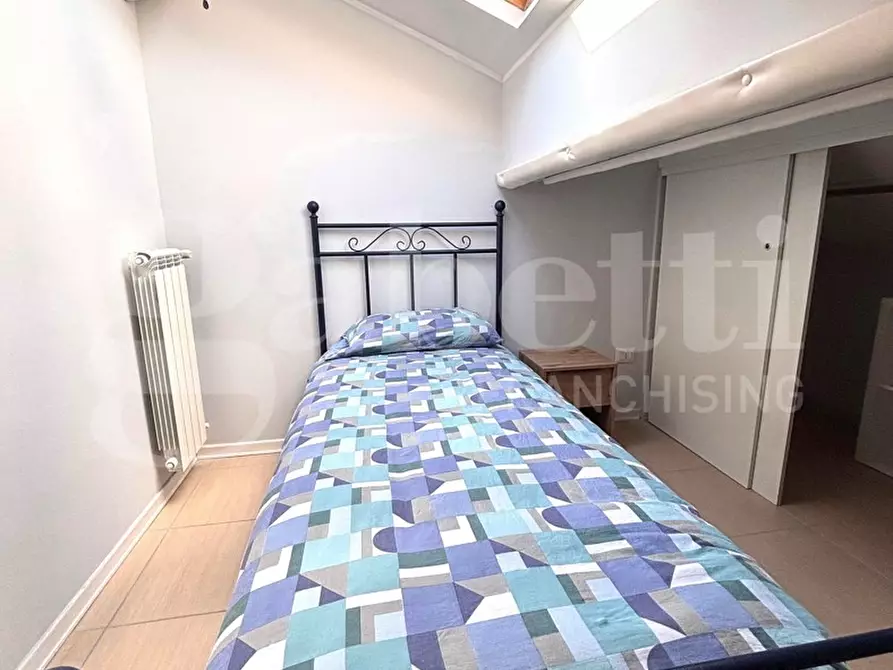 Immagine 9 di Appartamento in vendita  in Corso Giuseppe Garibaldi a Napoli