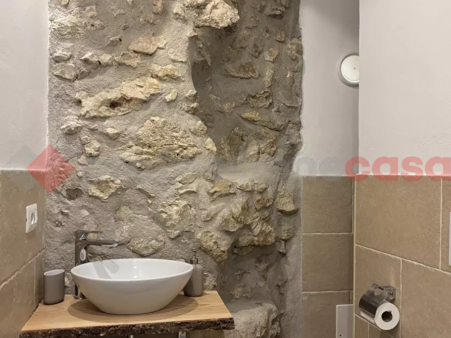 Immagine 11 di Appartamento in vendita  in Via colle serminio, 19 a Fiuggi