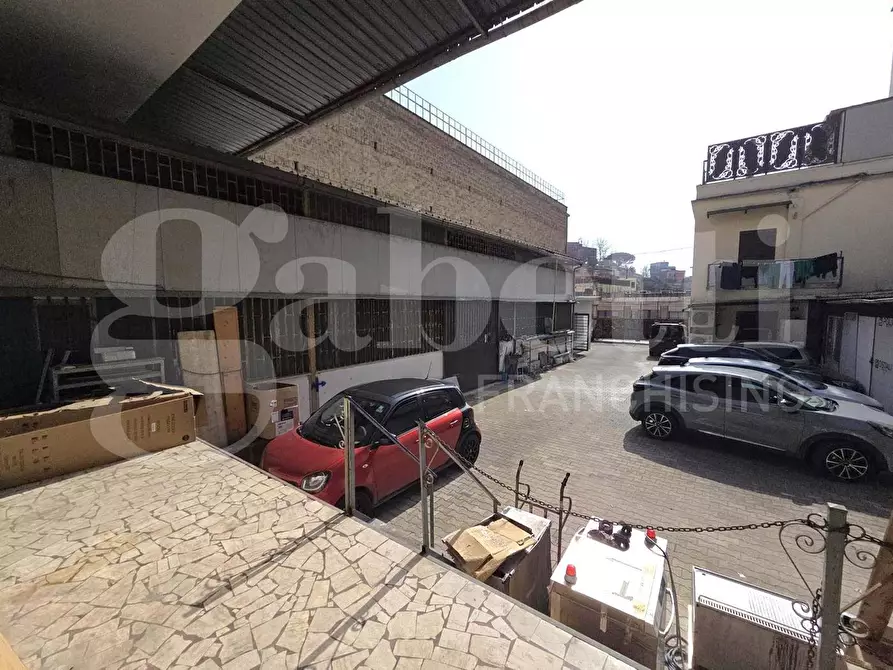 Immagine 7 di Capannone industriale in vendita  in Via salve d'esposito a Napoli