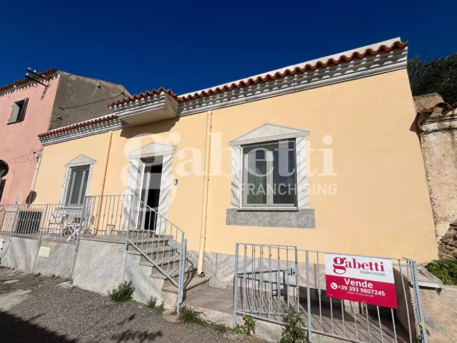 Immagine 17 di Appartamento in vendita  in Via San Lorenzo - Via Leopardi, 13 a Budoni