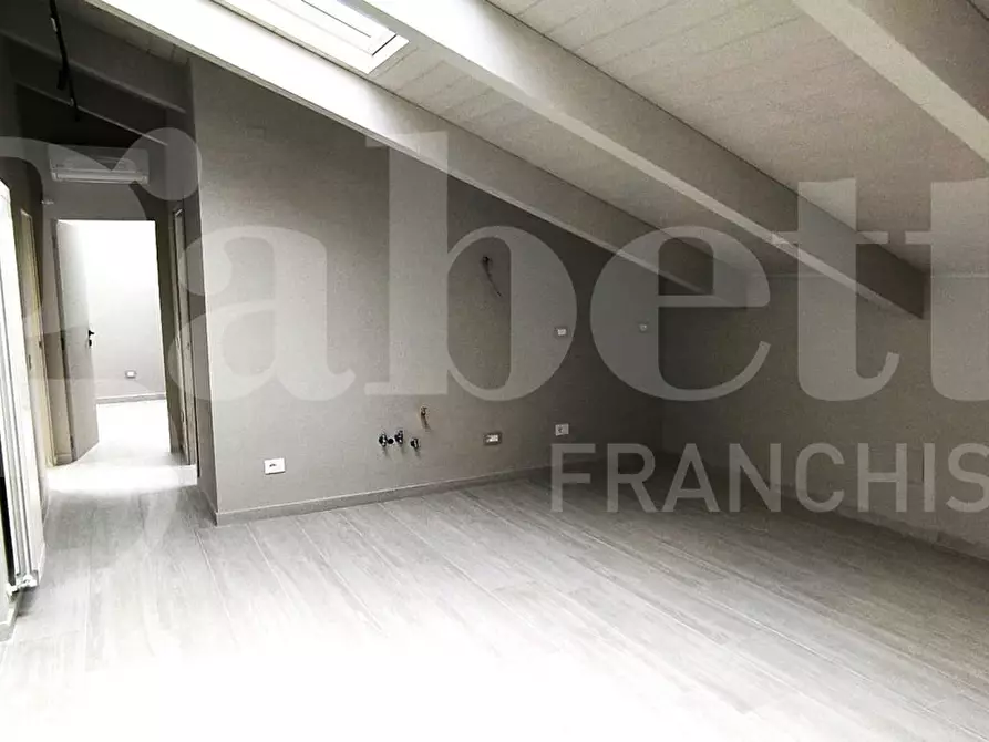 Immagine 11 di Appartamento in vendita  in Via arenaccia, 127 a Napoli