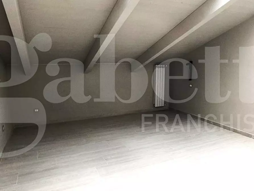 Immagine 8 di Appartamento in vendita  in Via arenaccia, 127 a Napoli