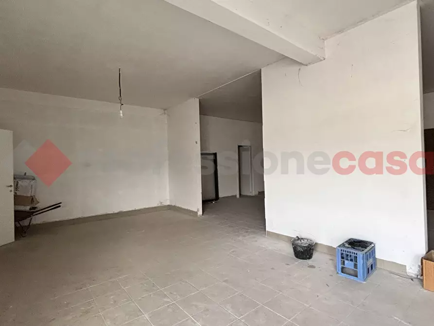 Immagine 14 di Negozio in affitto  in Via S.S. 155 Montelena, 15 a Alatri