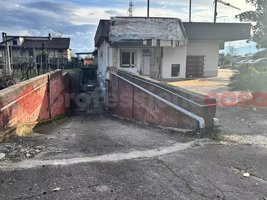 Immagine 11 di Negozio in affitto  in Strada statale 155, 1 a Alatri