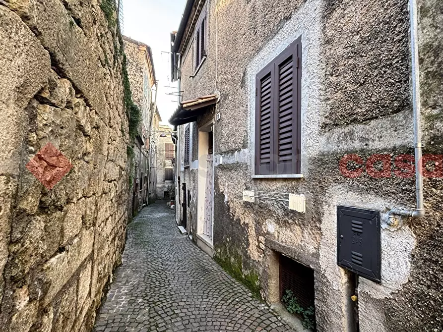 Immagine 19 di Appartamento in vendita  in Via Nazionale, 30 a Vico Nel Lazio