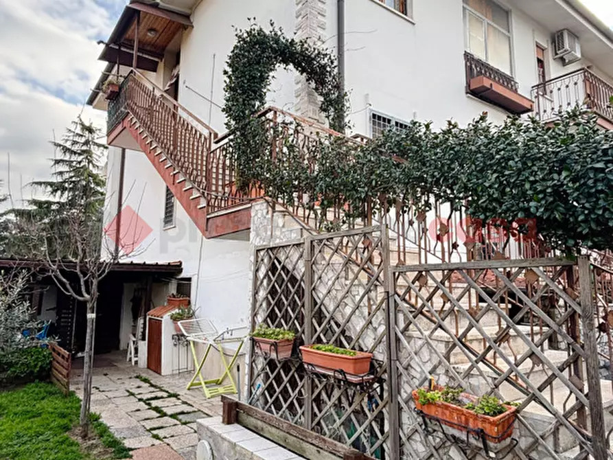 Immagine 5 di Appartamento in vendita  in Via Grumo Appula, 9 a Roma