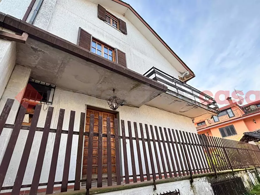 Immagine 4 di Villa in vendita  in Via Villini, 21 a Alatri