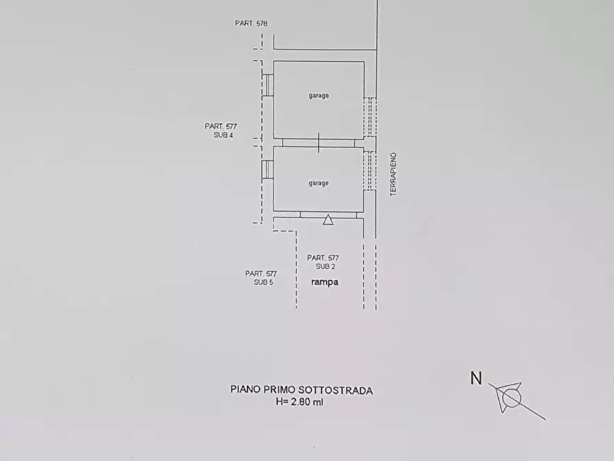 Immagine 48 di Villa in vendita  in Via Villini, 21 a Alatri