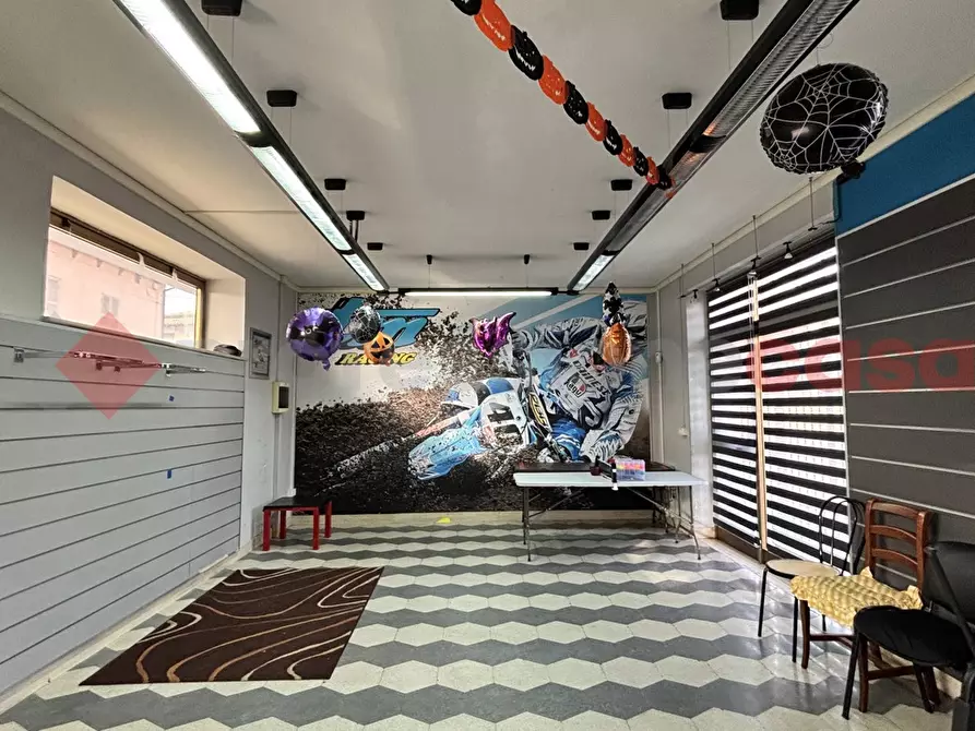 Immagine 3 di Negozio in affitto  in Via Mole Bisleti, snc a Alatri