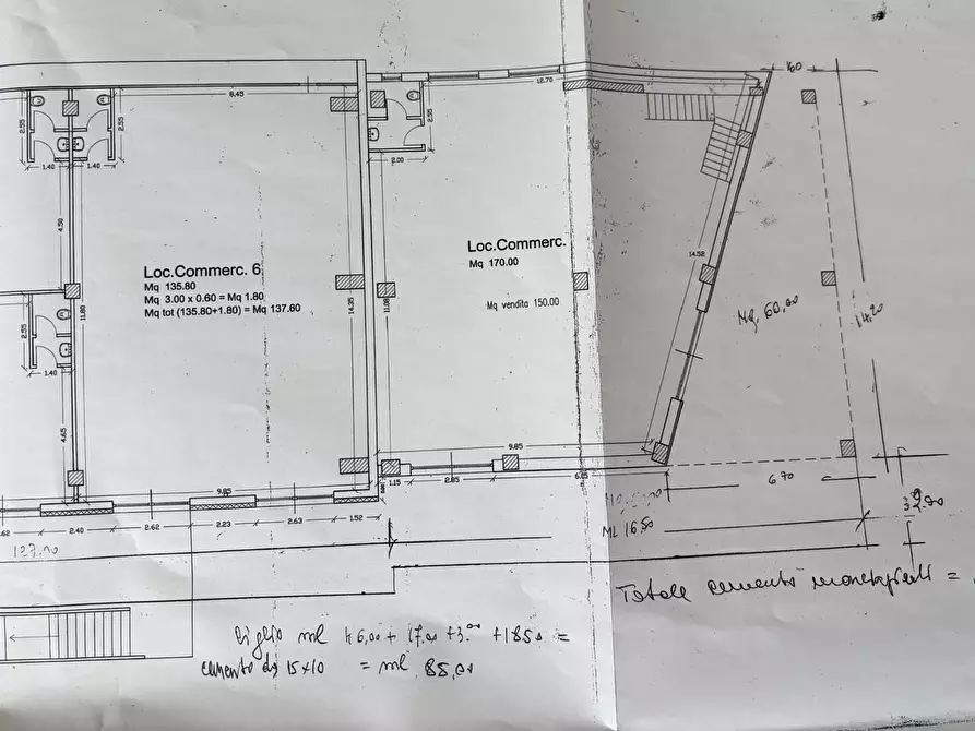 Immagine 17 di Negozio in vendita  in Via la stazza, 1 a Alatri