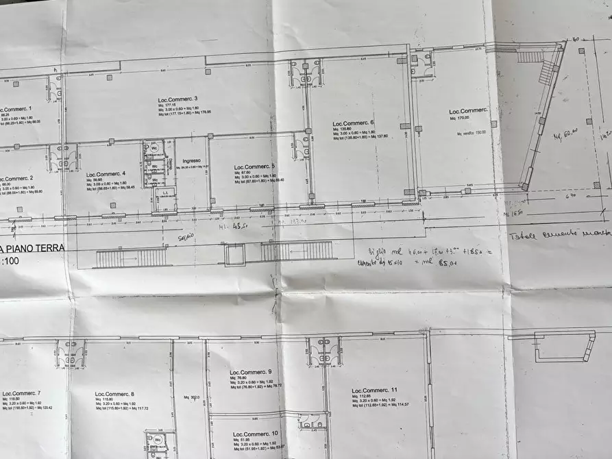 Immagine 15 di Negozio in vendita  in Via la stazza, 1 a Alatri