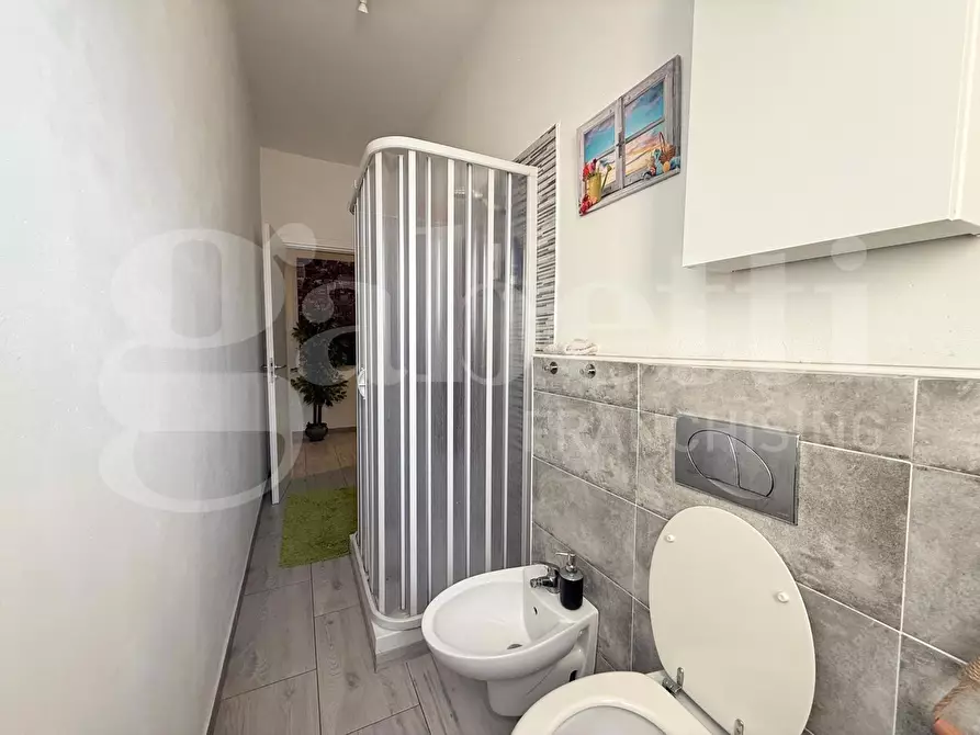 Immagine 7 di Appartamento in vendita  in Via La Marmora a Grugliasco