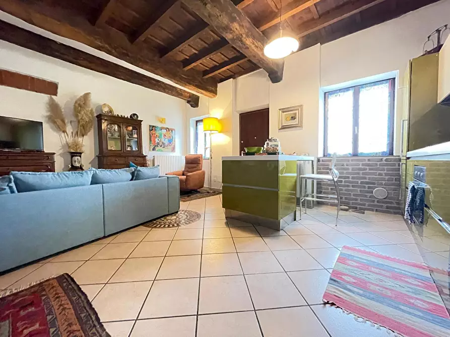 Immagine 9 di Appartamento in vendita  in Via verbano, 22 a Abbiategrasso