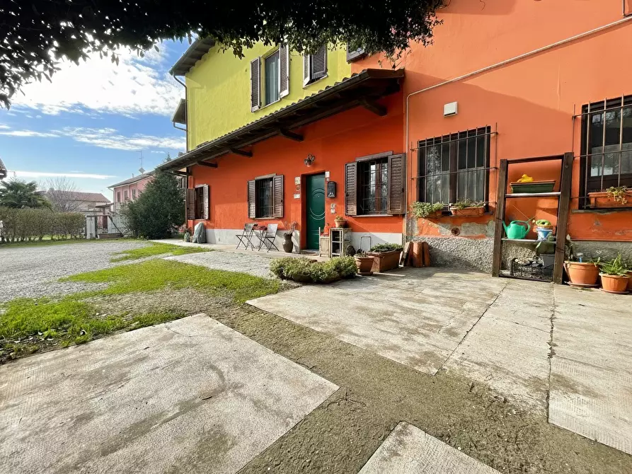 Immagine 3 di Appartamento in vendita  in Via verbano, 22 a Abbiategrasso