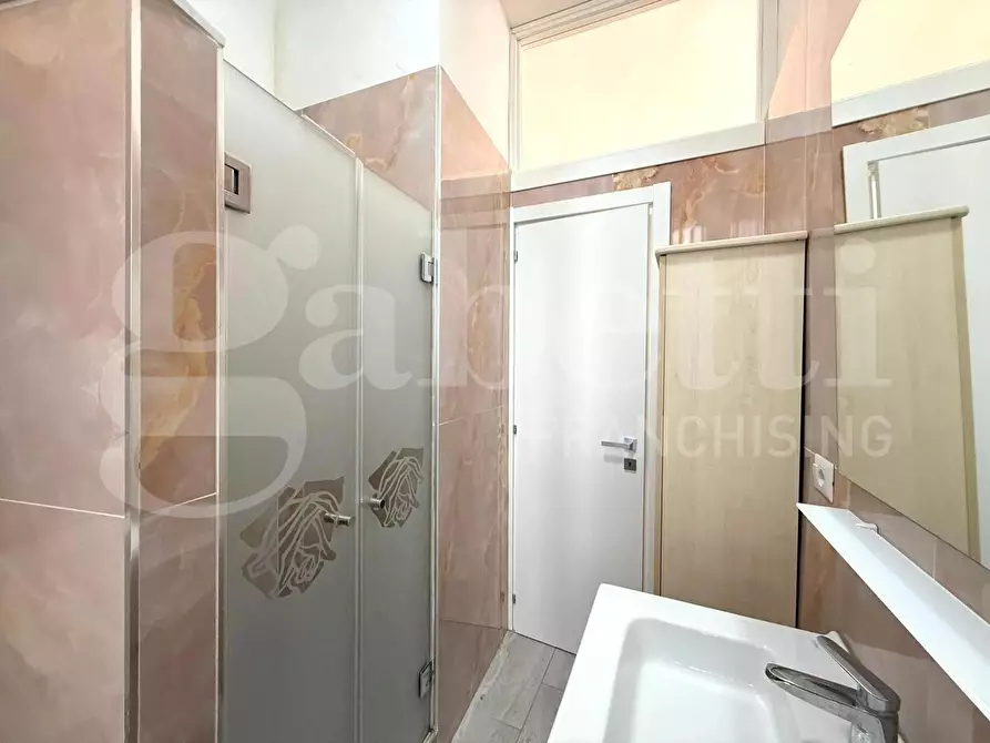 Immagine 15 di Appartamento in affitto  in Via nicola galdo a Napoli