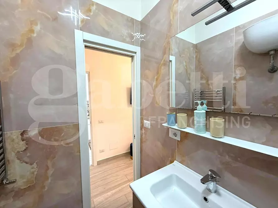 Immagine 11 di Appartamento in affitto  in Via nicola galdo a Napoli