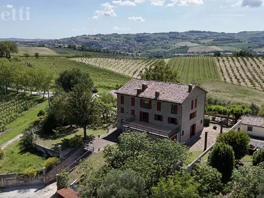 Immagine 6 di Casa bifamiliare in vendita  in Via MONTALE a Arcevia