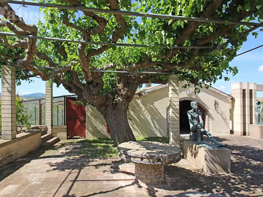 Immagine 24 di Casa bifamiliare in vendita  in Via MONTALE a Arcevia