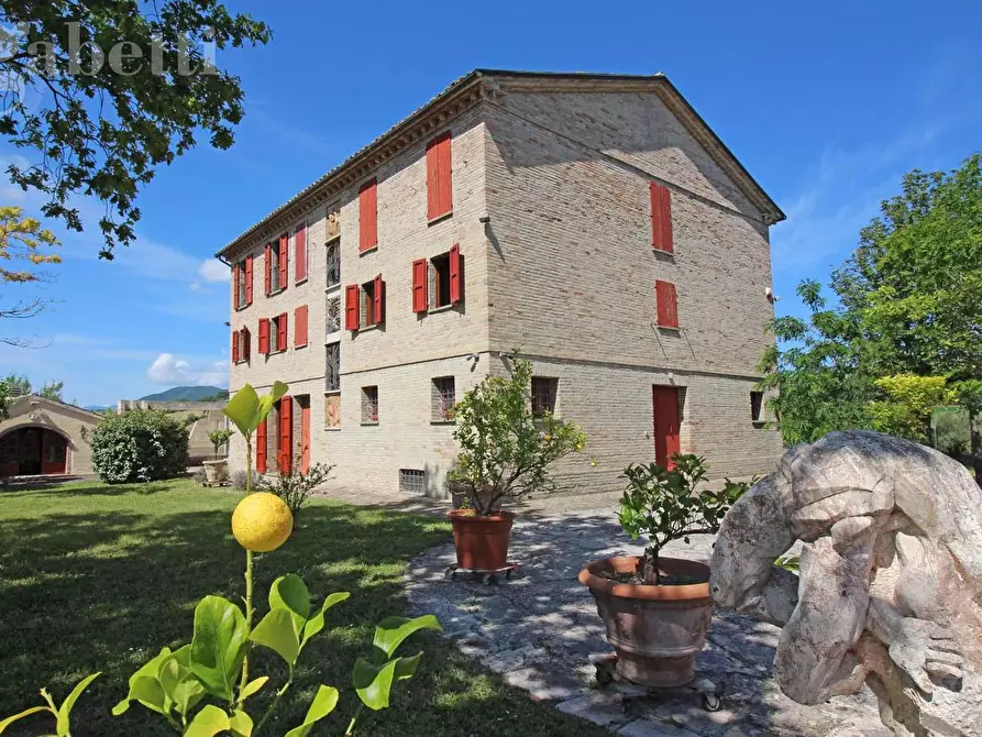 Immagine 1 di Casa bifamiliare in vendita  in Via MONTALE a Arcevia