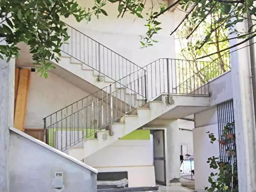 Immagine 3 di Casa indipendente in vendita  in Strada Arceviese a Senigallia