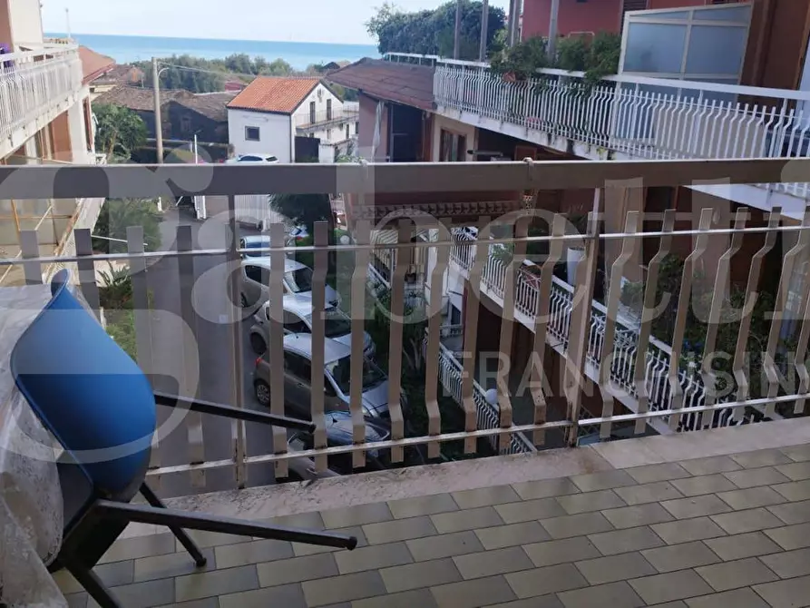 Immagine 2 di Appartamento in vendita  in Via Nazionale, 32 a Aci Castello