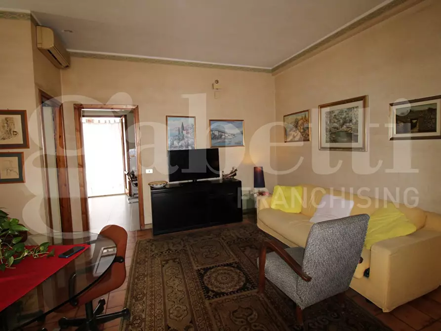 Immagine 3 di Appartamento in vendita  in Via Nazionale, 32 a Aci Castello