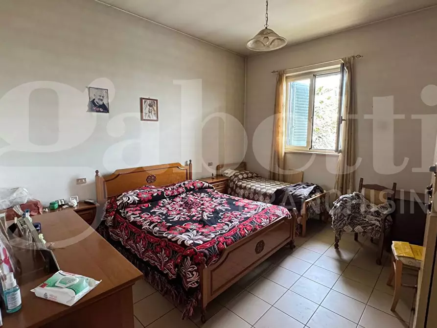 Immagine 3 di Villa in vendita  in Via Ciccola, 79/bis a Roseto Degli Abruzzi