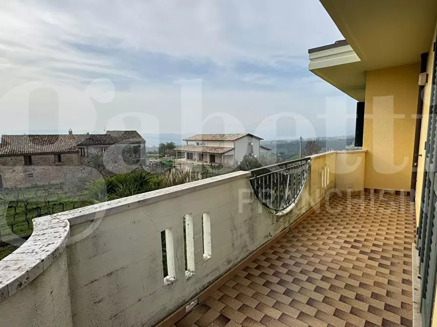 Immagine 19 di Villa in vendita  in Via Ciccola, 79/bis a Roseto Degli Abruzzi