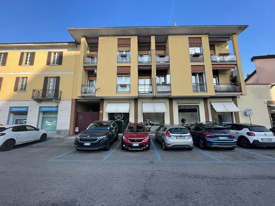 Immagine 28 di Appartamento in vendita  in Piazza cavour, 7 a Abbiategrasso