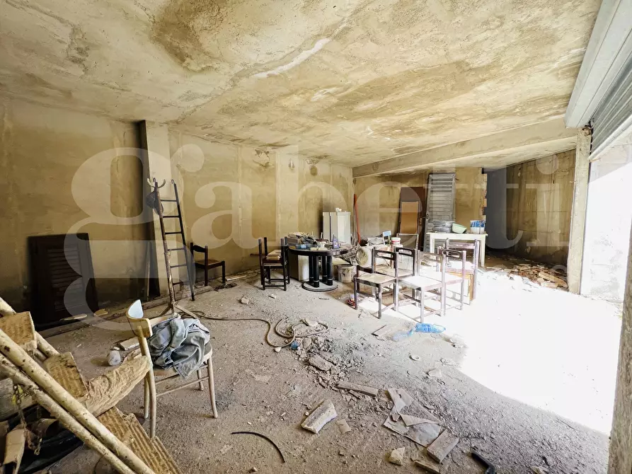 Immagine 35 di Villa in vendita  in Via ALBERTO SORDI, 42 a Ragusa